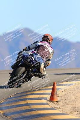 media/Jan-14-2022-Apex Assassins (Fri) [[4609ad47be]]/Trackday 2/Session 3/Turn 12 Backside/